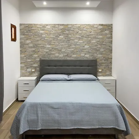 La Casa Di Federico Ii Гостевой дом 3*
